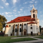 Kostel při západu