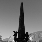 Obelisk Via Lucis