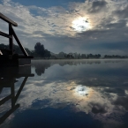 Podzimní zrcadlo Újezdeckého rybníka